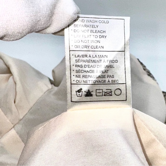 NWT CUPCAKES & CASHMERE Two Tone FLIP SEQUIN Blazer/Jacket Size: Medium - Picture 4 of 8